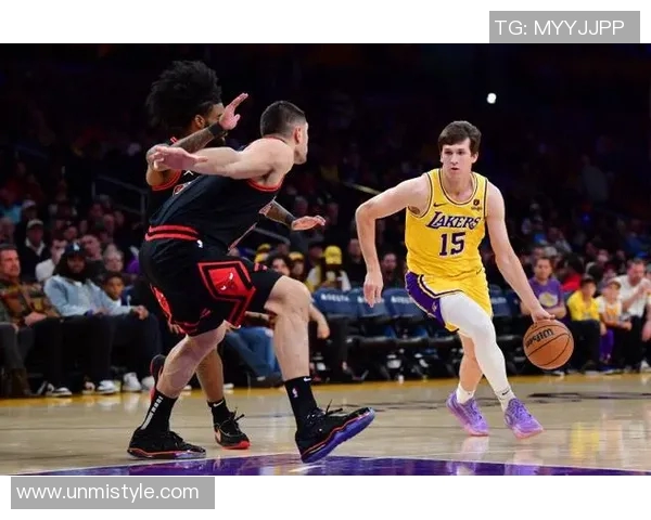 2015年湖人与公牛激战回顾:经典对决与球星风采的碰撞 2015年湖人与公牛激战回顾:经典对决与球星风采的碰撞