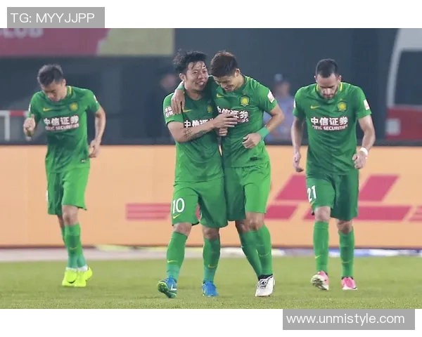 国安与权健激战正酣文字直播全程回顾精彩瞬间与赛场动态分析