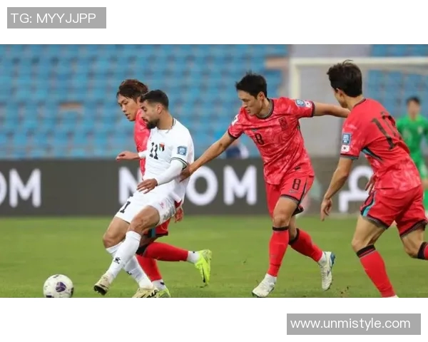 国足与伊朗世预赛精彩对决全场录像回放与精彩瞬间分析 国足与伊朗世预赛精彩对决全场录像回放与精彩瞬间分析