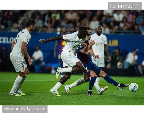 巴塞罗那主场迎战巴伦西亚争夺西甲积分榜重要战役