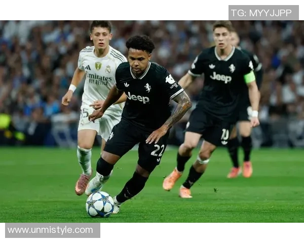 欧冠激战尤文图斯对决巴塞罗那精彩瞬间回顾与分析 欧冠激战尤文图斯对决巴塞罗那精彩瞬间回顾与分析