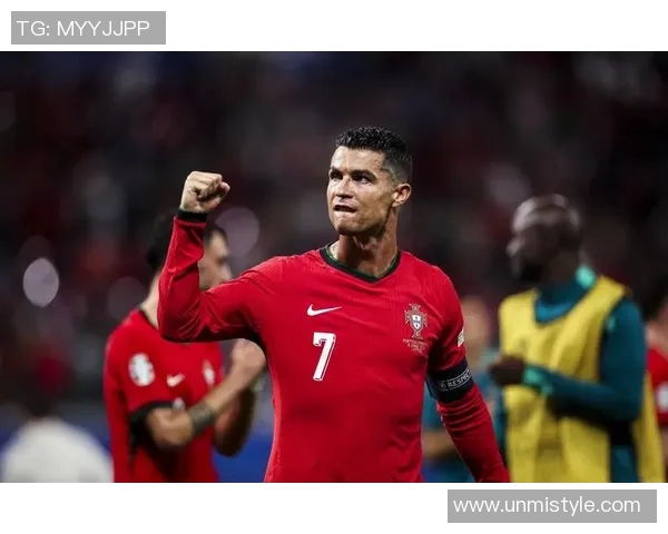 恩德里克的崛起之路：从青涩少年到足球场上的璀璨明星