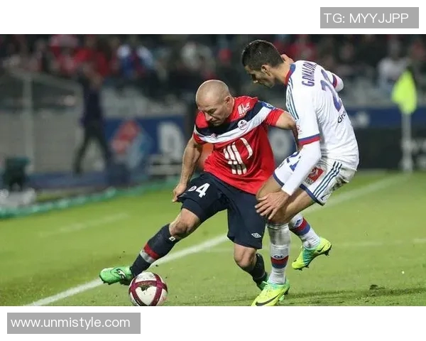 沙特鲁主场迎战洛里昂双方争夺法甲宝贵积分之战