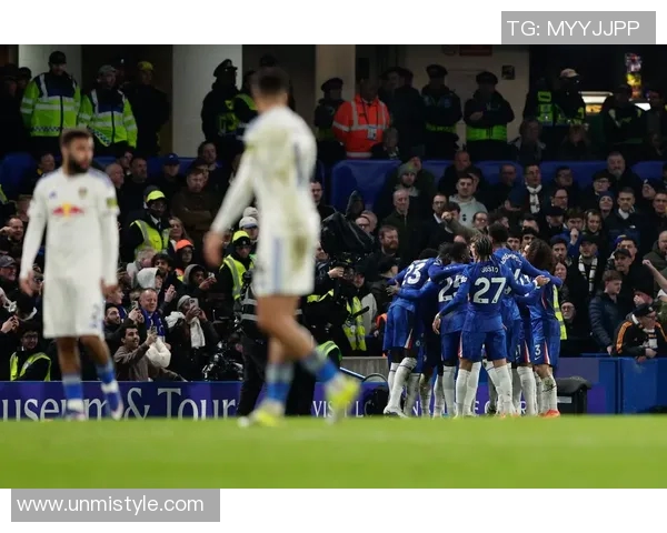 利兹联与切尔西激战即将开启直播精彩不容错过