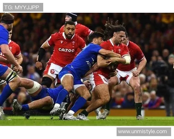 南安普敦主场迎战水晶宫双方争夺英超宝贵积分的激烈对决 南安普敦主场迎战水晶宫双方争夺英超宝贵积分的激烈对决