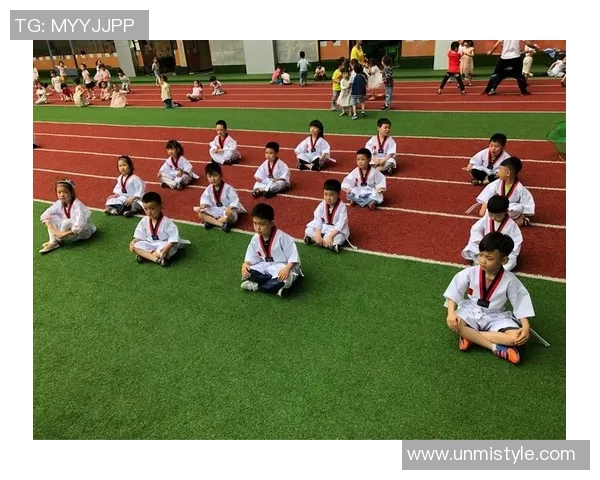 史鸿飞的传奇人生与奋斗历程揭示了时代变迁中的个人成长与坚韧不拔的精神 史鸿飞的传奇人生与奋斗历程揭示了时代变迁中的个人成长与坚韧不拔的精神