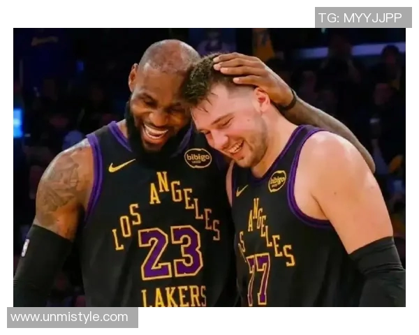 火箭与雷霆季后赛对决精彩回顾与分析全景展现篮球魅力与激情